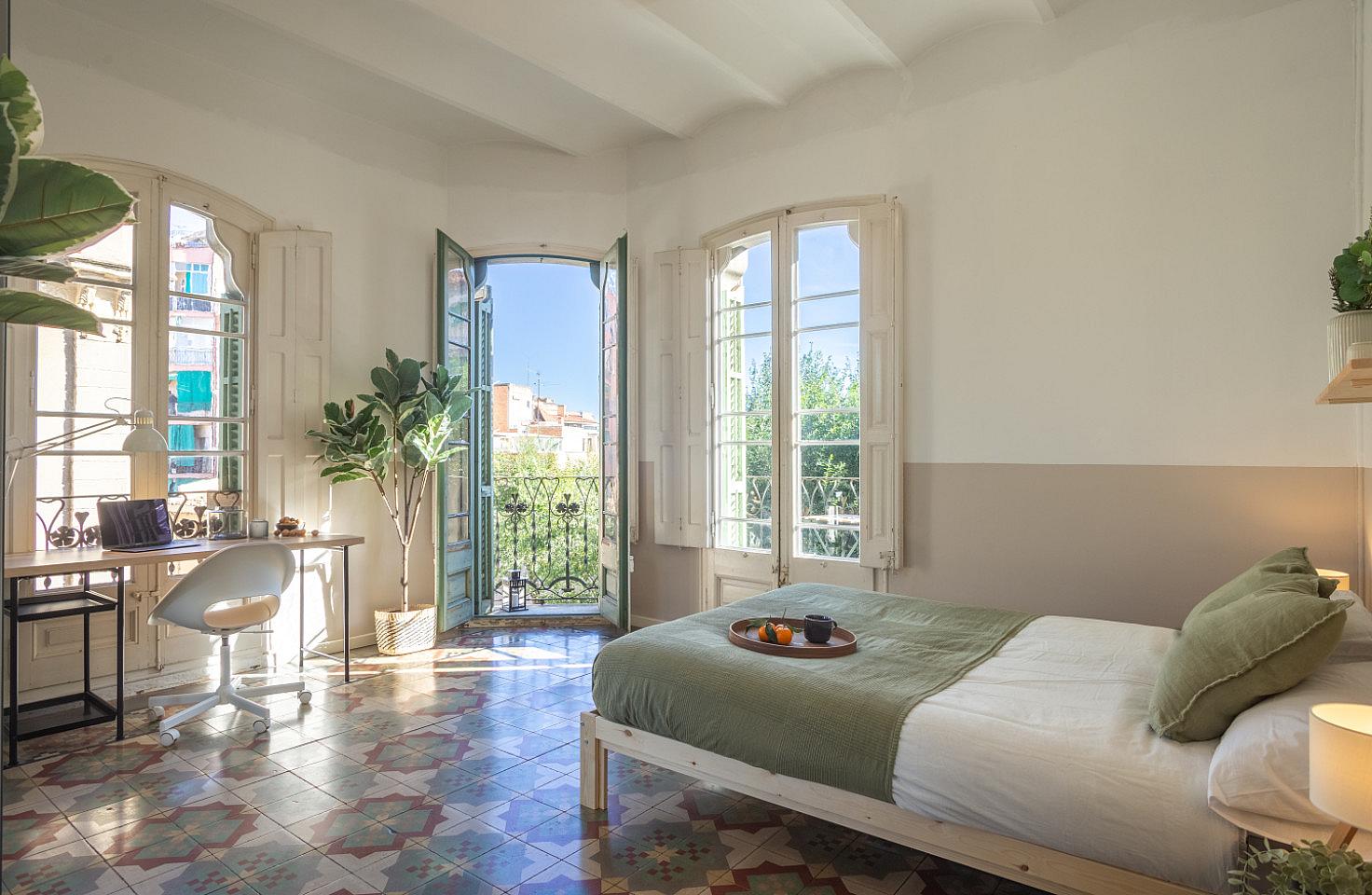  Spacious And Bright Double Room With Balcony  -  Modernist Coliving Retreat with Stylish Comfort in Authentic Sant Andreu  - Gallery -  23
