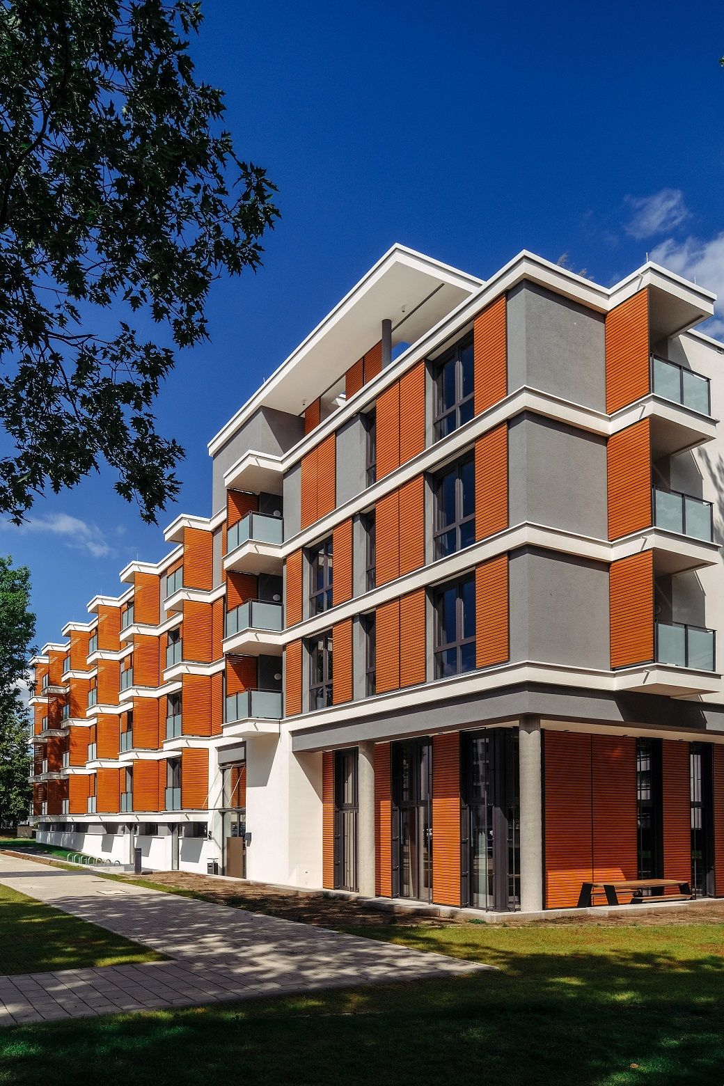 Exclusive Business Flat In Central City Location, Near VW Plant Incl. Weekly Cleaning - 7