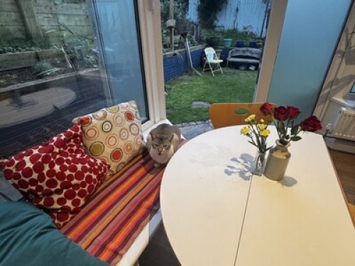 Self-contained annexe/bedsit