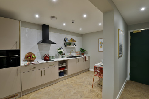 London Road - Gallery - 19