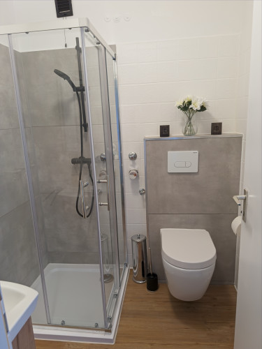 Bright & Fully Furnished Apartment in Hanau – Ready to Move In!