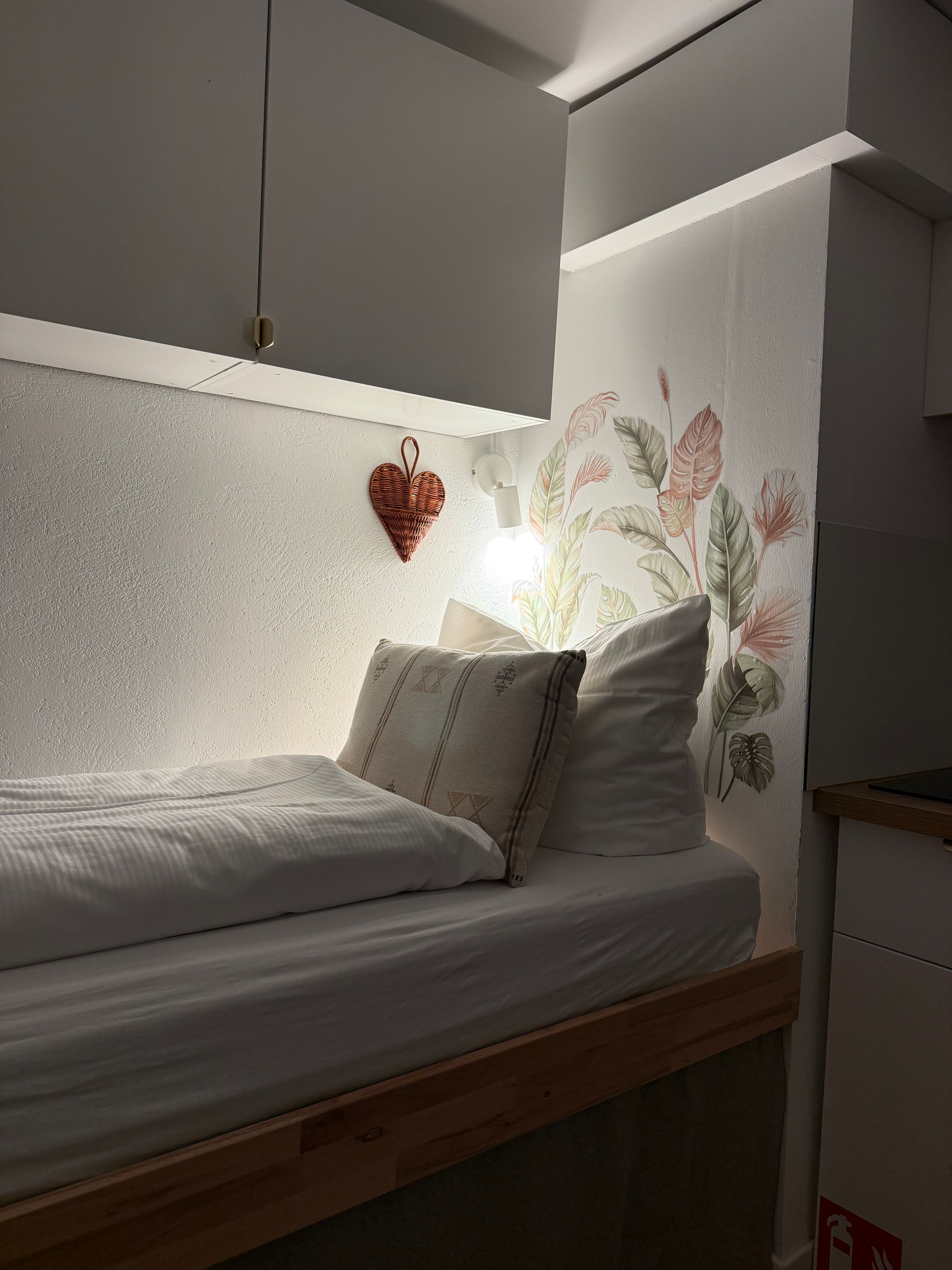 Centrally Located, Newly Renovated Studio Apartment In A Classic Tübingen Old Building - Centrally Located, Newly Renovated Studio Apartment in a Classic Tübingen Old Building - Gallery - 6