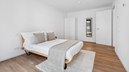 Snug single bedroom in Moabit