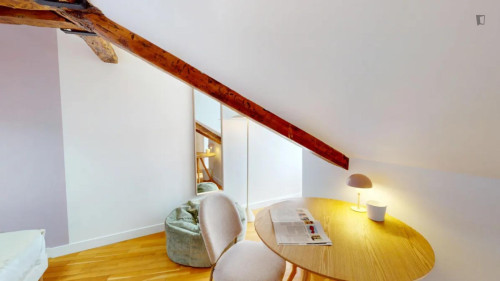 Lovely double bedroom near Auber station