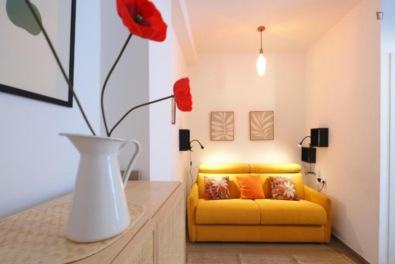  Comfortable Studio In Isola Area  -  Comfortable studio in Isola area  - Gallery -  1