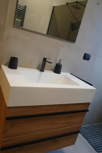 Luxury apt steps from city life, Sempione, MiCo. Tram right ouside to Duomo  - Gallery -  5