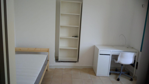 Welcoming Single Bedroom in Baronissi
