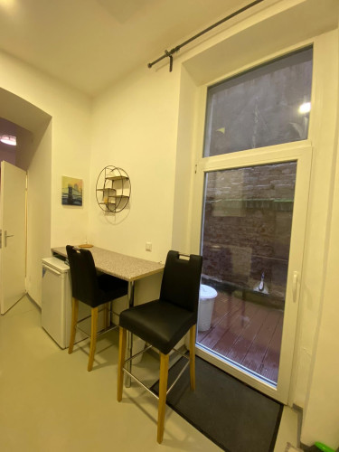 Adamgasse Studio mit Kingbett