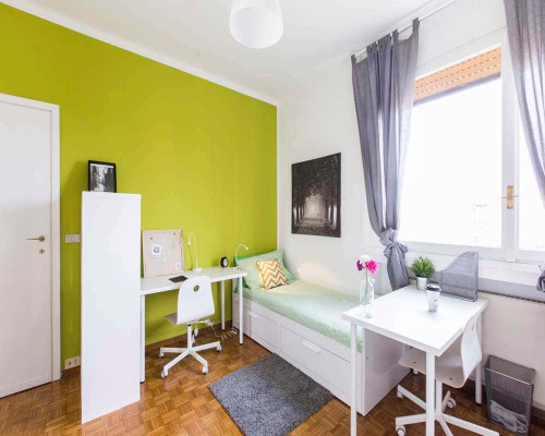 Stanza in Via Leone Tolstoi