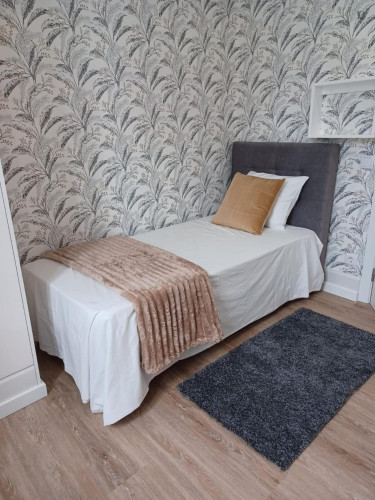 Sophisticated Studio close to Coimbra Train Station