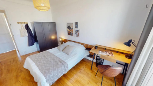 Nice double bedroom in the 14th Arrondissement