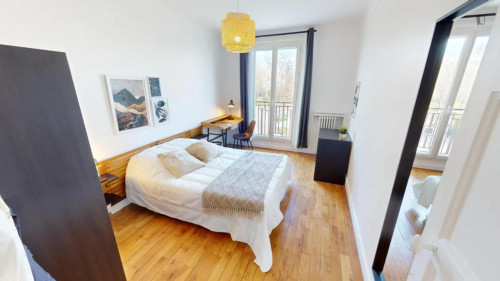 Nice double bedroom in the 14th Arrondissement
