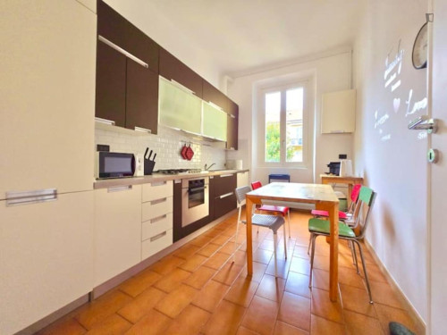 Neat double bedroom near Milano Centrale station