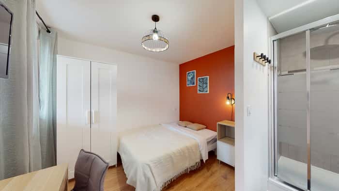1 Bedroom - 1
