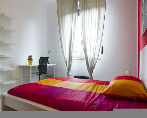 Stanza in Via Salvatore Barzilai