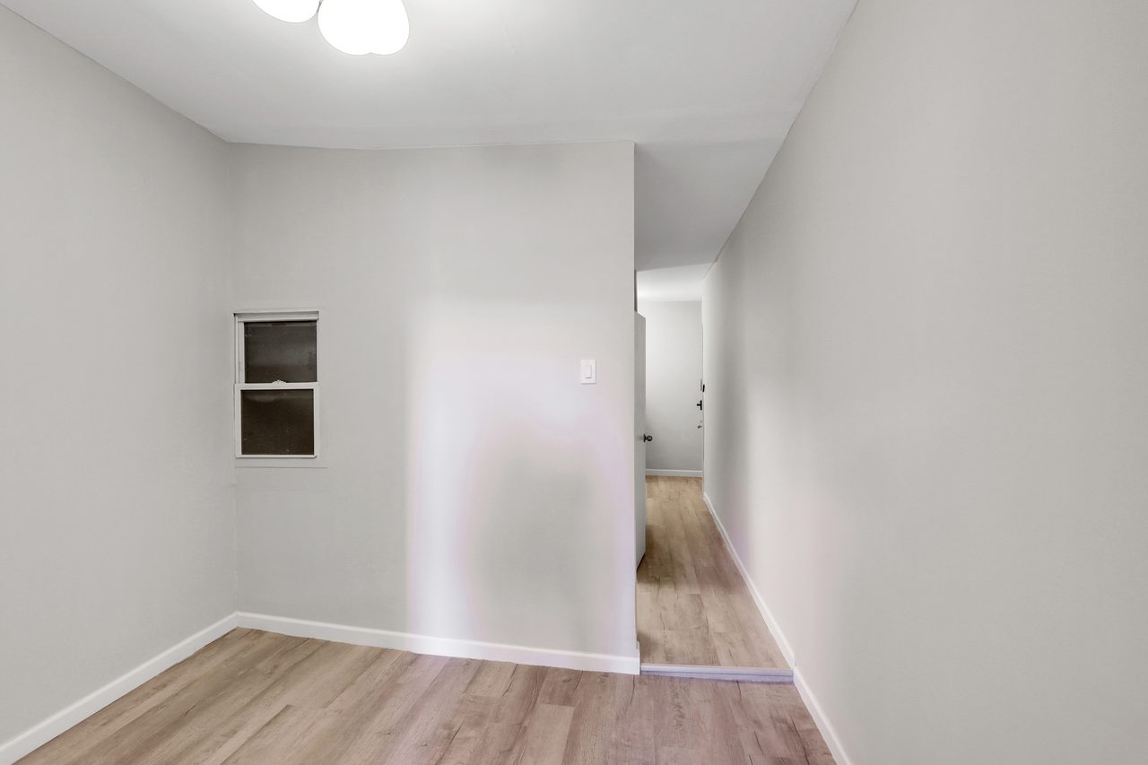  #783: East Harlem - 1 Bedroom (Queen)  -  #783: East Harlem  - Gallery -  22