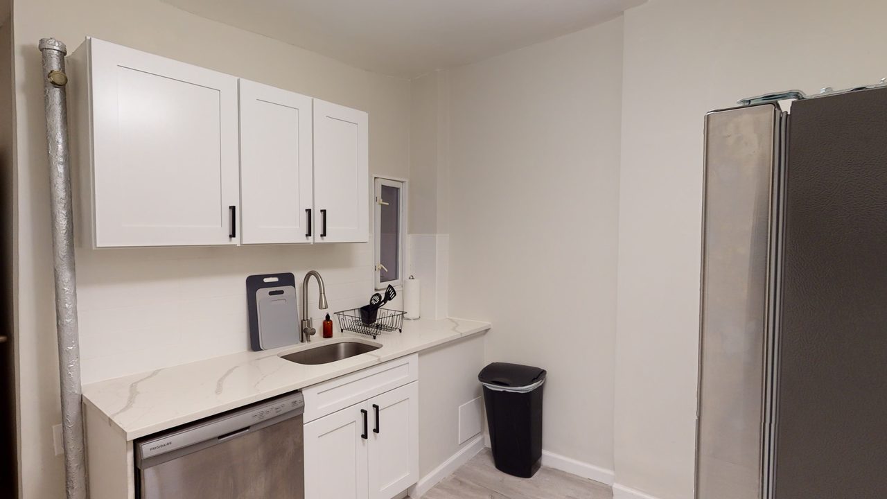  #783: East Harlem - 1 Bedroom (Queen)  -  #783: East Harlem  - Gallery -  16