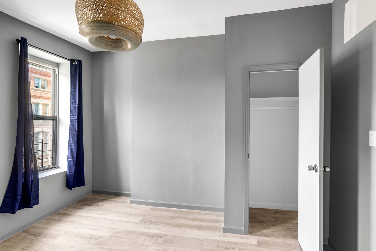  #783: East Harlem - 1 Bedroom (Queen)  -  #783: East Harlem  - Gallery -  4