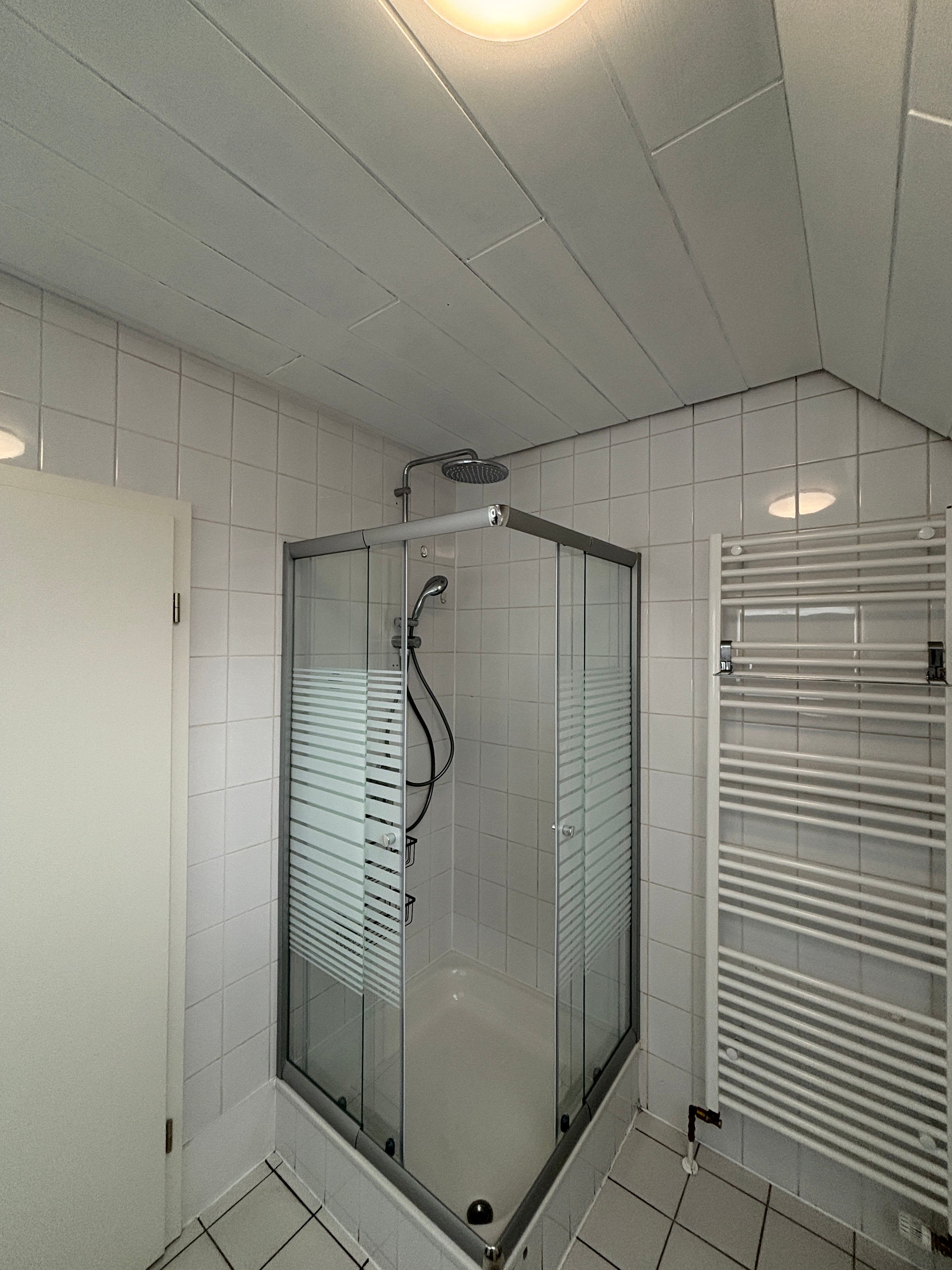  Bright 4-Room Apartment In Central Alzey – With Balcony And Charm  -  Bright 4-Room Apartment in Central Alzey – with Balcony and Charm  - Gallery -  13