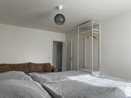 Bright 3-room apartment with WLAN and parking space in Feucht