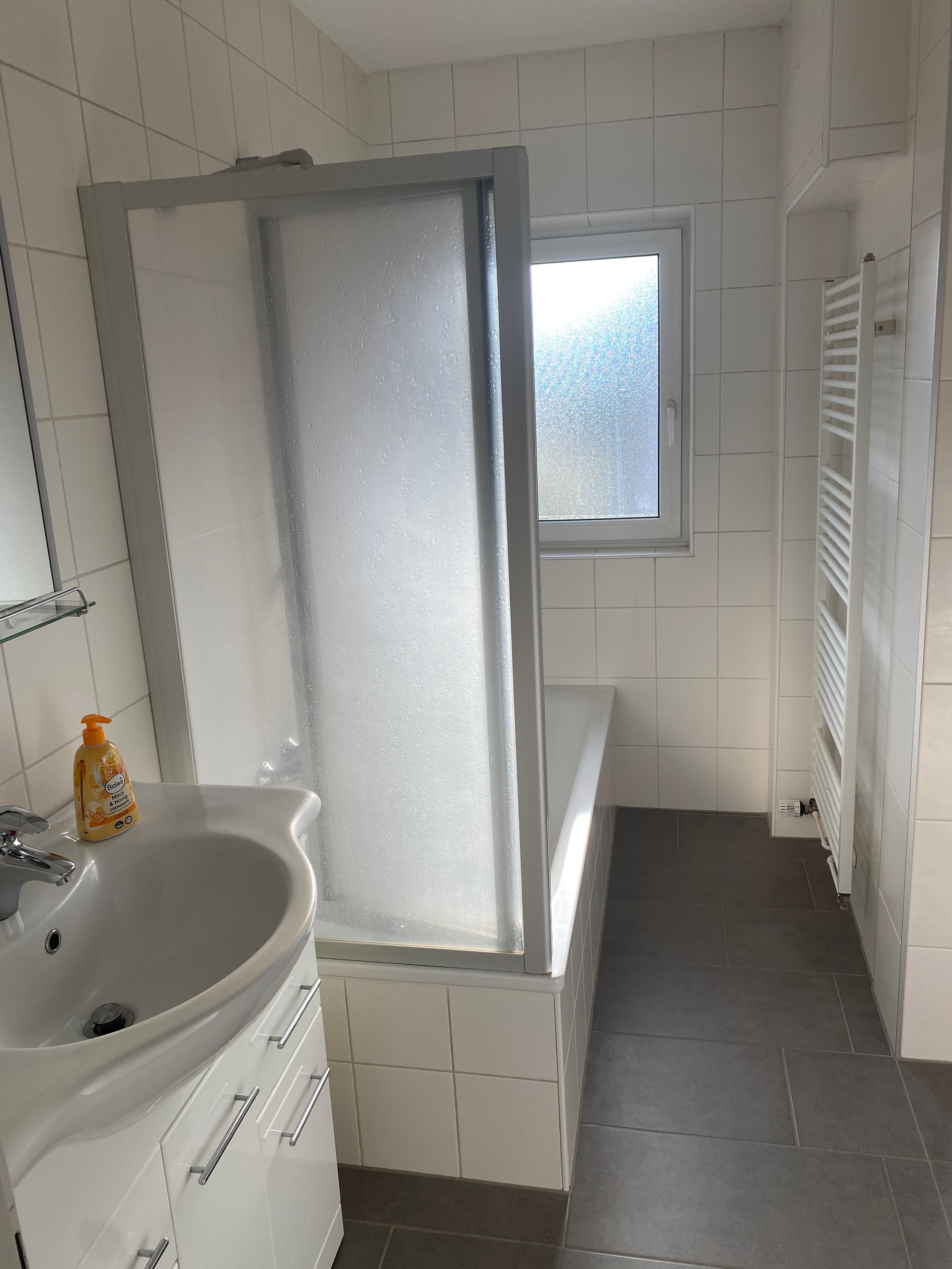 Bright 3-Room Apartment With WLAN And Parking Space In Feucht - 1
