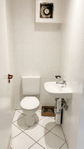 Spacious Apartment for up to 3 pax - Gallery - 16