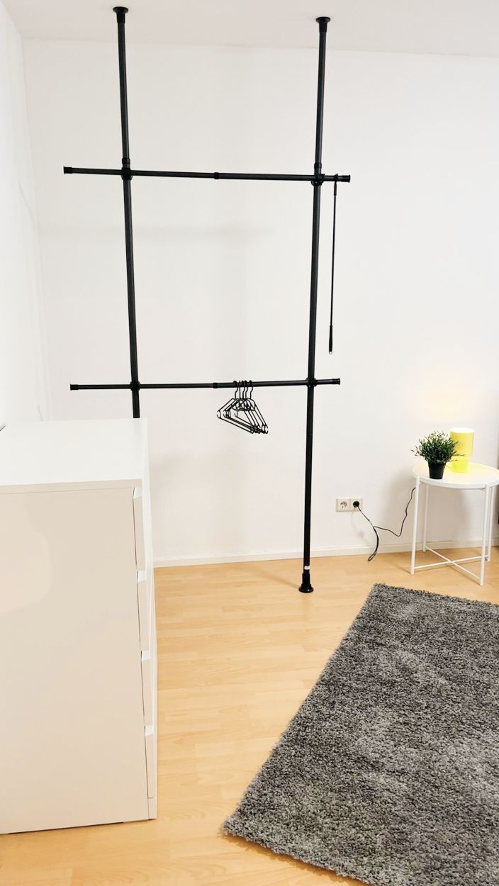 Spacious Apartment For Up To 3 Pax - 11
