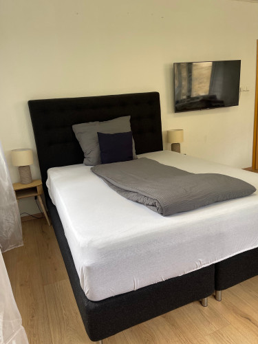 Beautiful 3 room apartment near the center