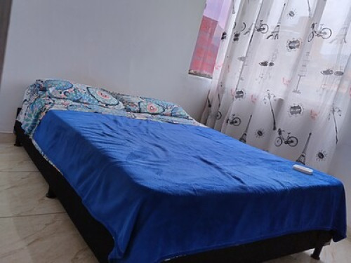 alquila Habitación, Room for rent