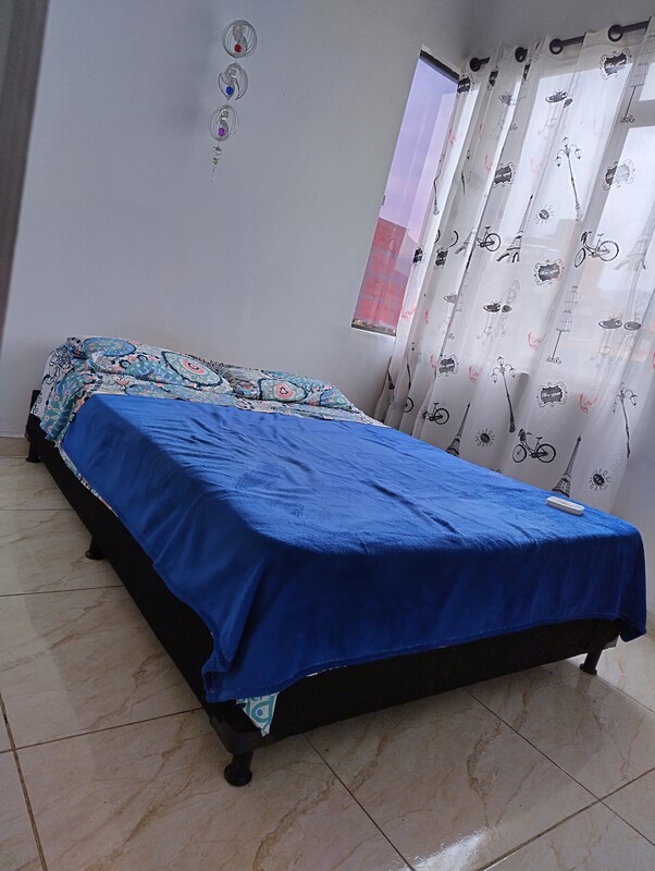  Private Room(Single Bed)  -  alquila Habitación, Room for rent  - Gallery -  1