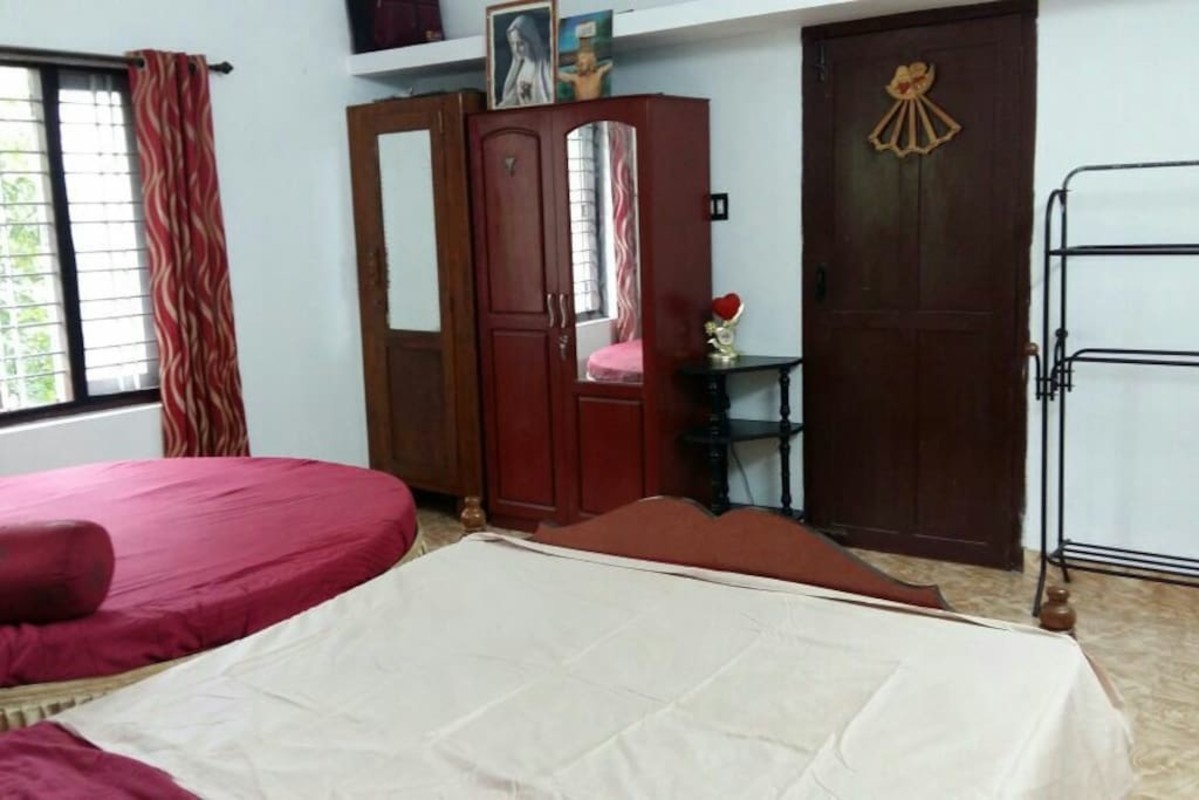 1big Room With Attached Bathroom (Single Bed) - 1