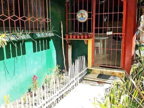 cozy room 2mis walk to the beach