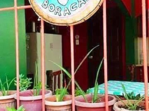 cozy room 2mis walk to the beach