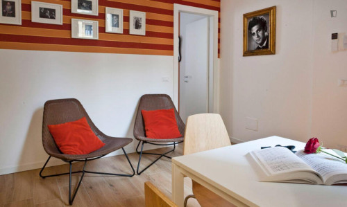 Snug 1-bedroom apartment near Stazione Centrale