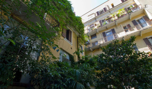1-Bedroom flat near Stazione Centrale