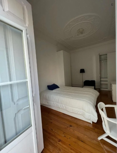 Good bedroom not too far from IST