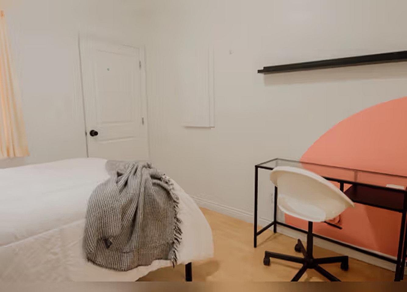 Dale Master Room - 2