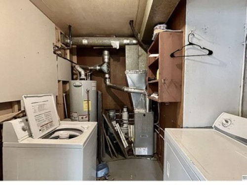 Furnished bedroom Quiet Block 