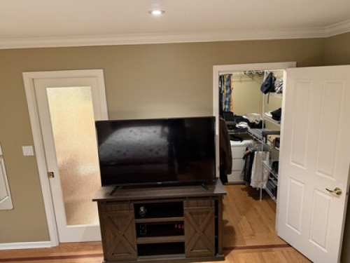 Master bed room 