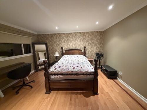 Master bed room 
