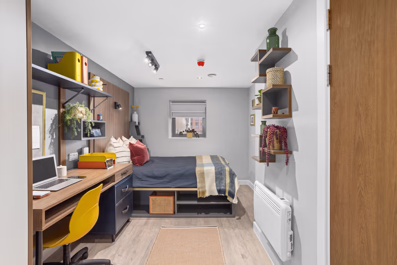  Premium Bigger 2 Bed Apartment - Park View  -  Brunswick Apartments  - Gallery -  1