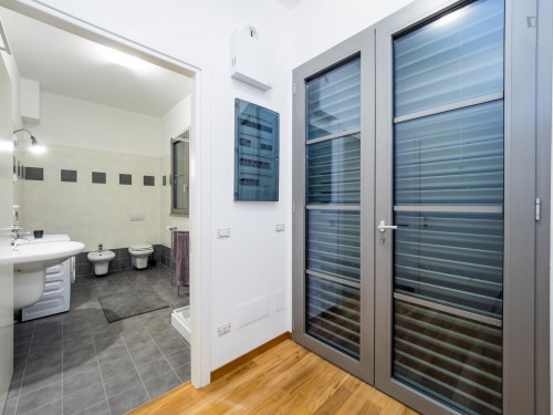 Stunning studio near the Candiani campus of Politecnico di Milano - Gallery - 3