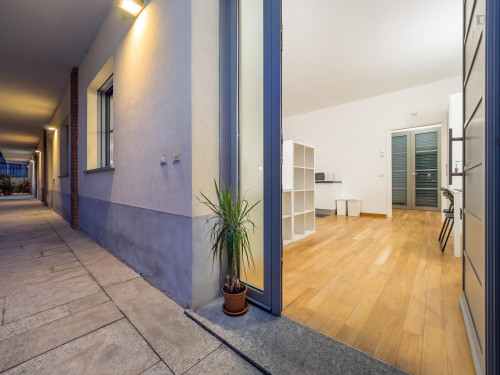 Stunning studio near the Candiani campus of Politecnico di Milano - Gallery - 2