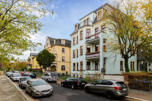 Top floor apartment in Dresden-Blasewitz, quiet backstreet