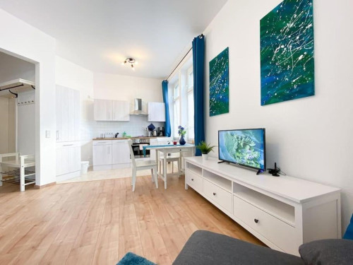 Modern Ground-Floor Studio in Leipzig Plagwitz - Gallery - 3