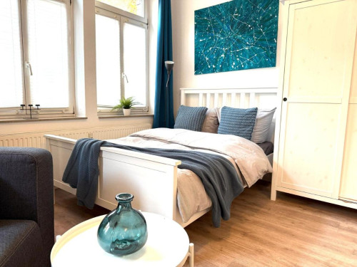 Modern Ground-Floor Studio in Leipzig Plagwitz - Gallery - 11