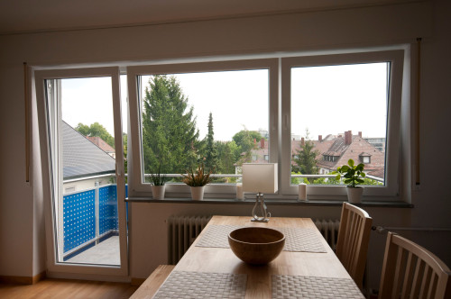 Apartment in quiet side street near train station / zoo - Gallery - 11