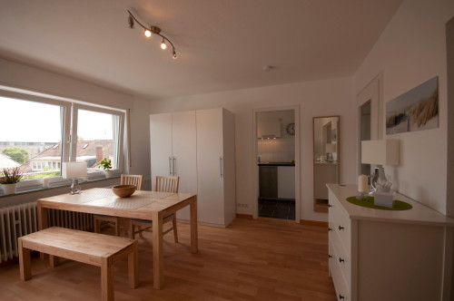 Apartment in quiet side street near train station / zoo - Gallery - 10