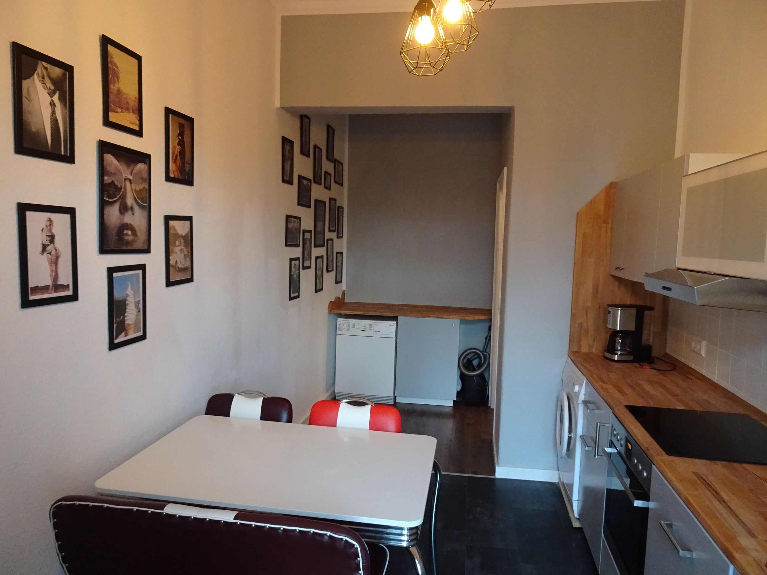  2room Apartment With Balcony In Quiet Location  -  2room apartment with balcony in quiet location  - Gallery -  11