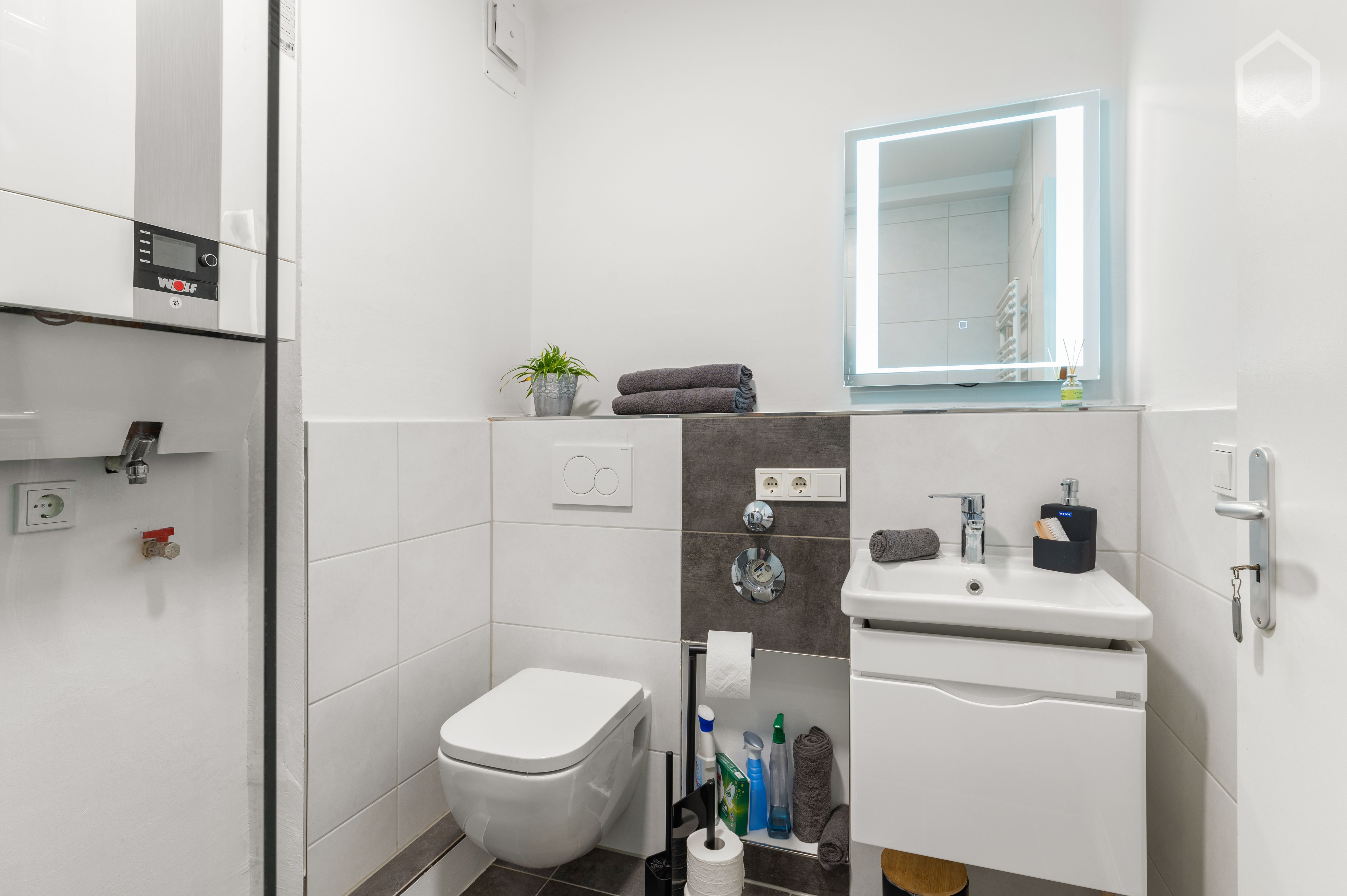 CENTRAL Station, Cosy Twinroom Apartment, Washer-Dryer, FULL EQUIPMENT - 8